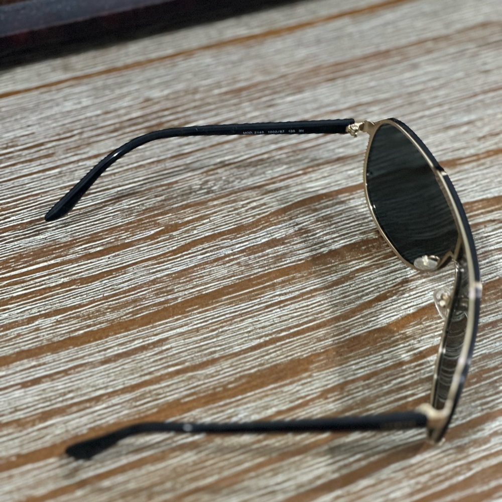 Versace sunglasses - Picture 6 of 13